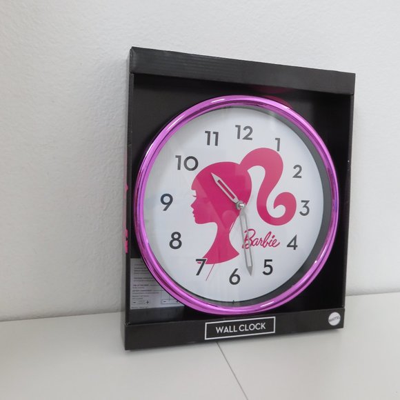 Barbie 12" Inch Wall Clock - Picture 1 of 7